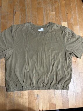Wilfred Olive Green Cropped Crew Tee
